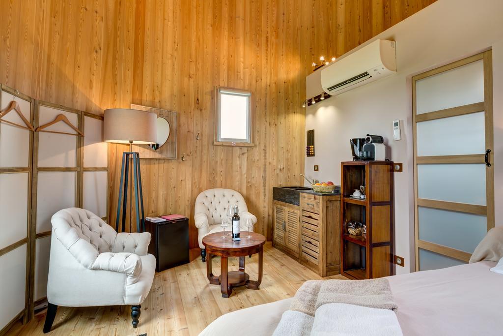 Coup 2 Foudres Bed & Breakfast Saint-Jean-de-Blaignac Ngoại thất bức ảnh