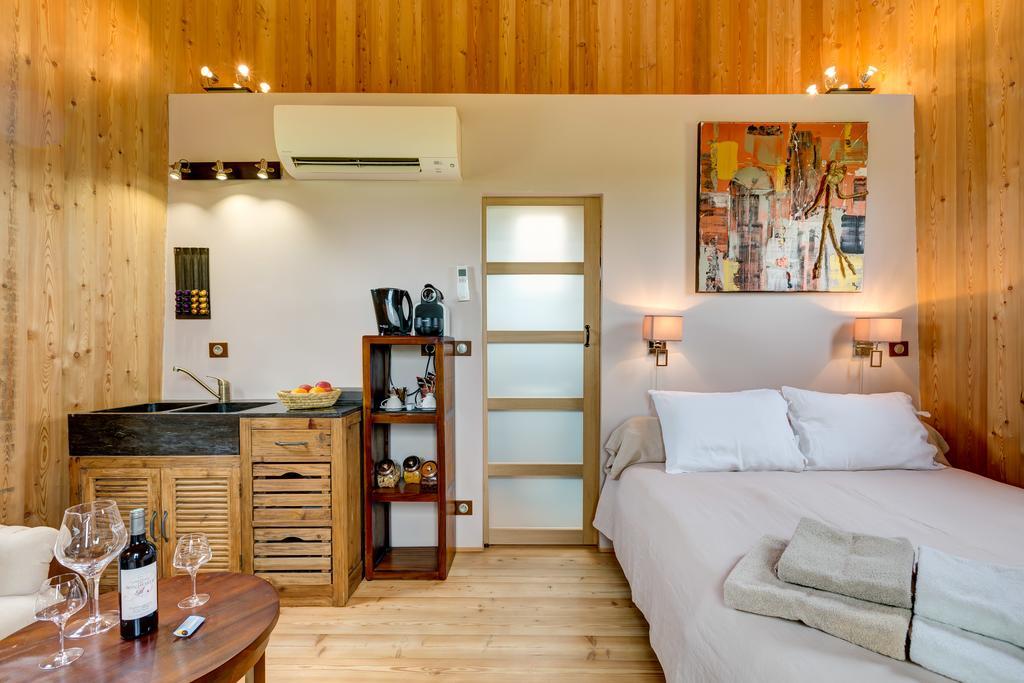 Coup 2 Foudres Bed & Breakfast Saint-Jean-de-Blaignac Ngoại thất bức ảnh